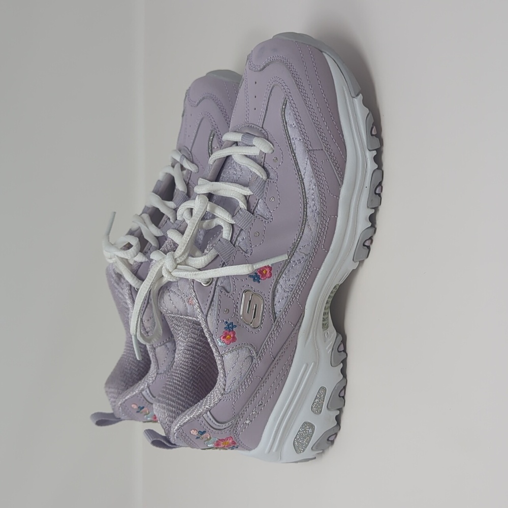 NWOT Skechers Lavender Chunky Floral-Embroidered Sneakers